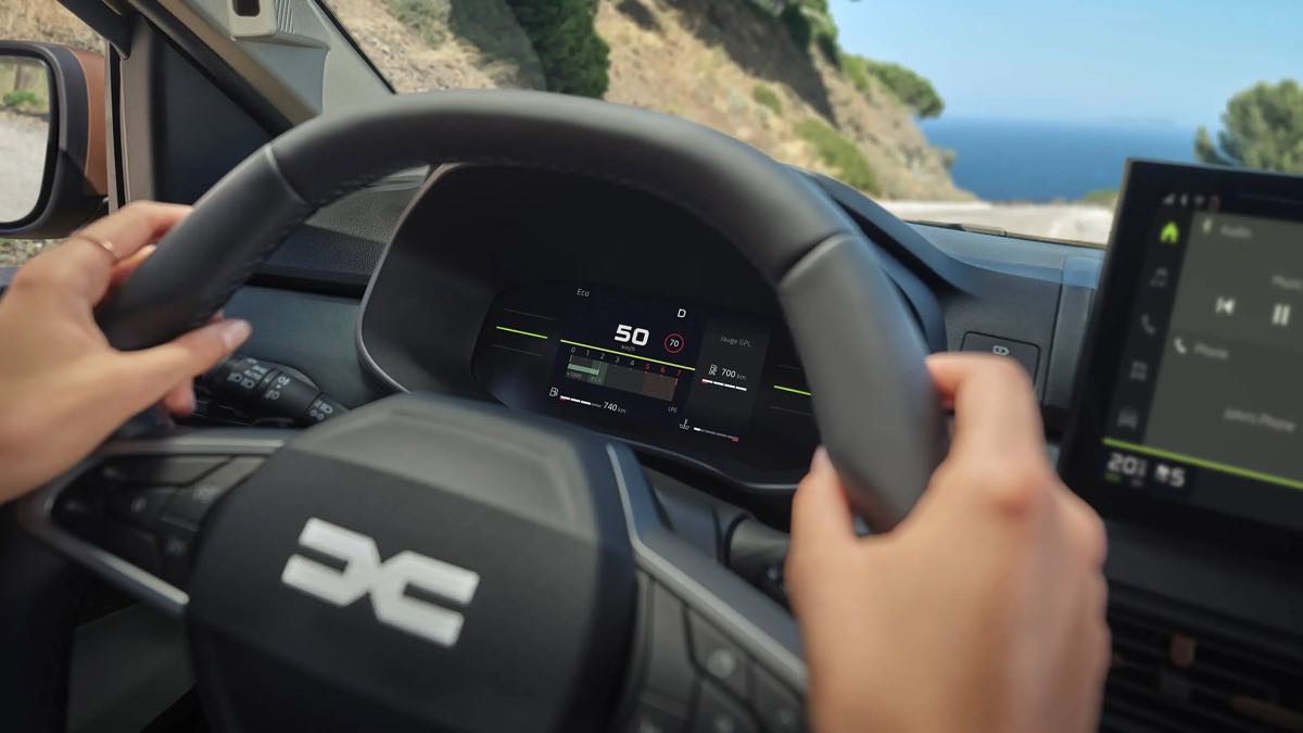 Dacia Jogger mit Fahrassistenz-Systemen