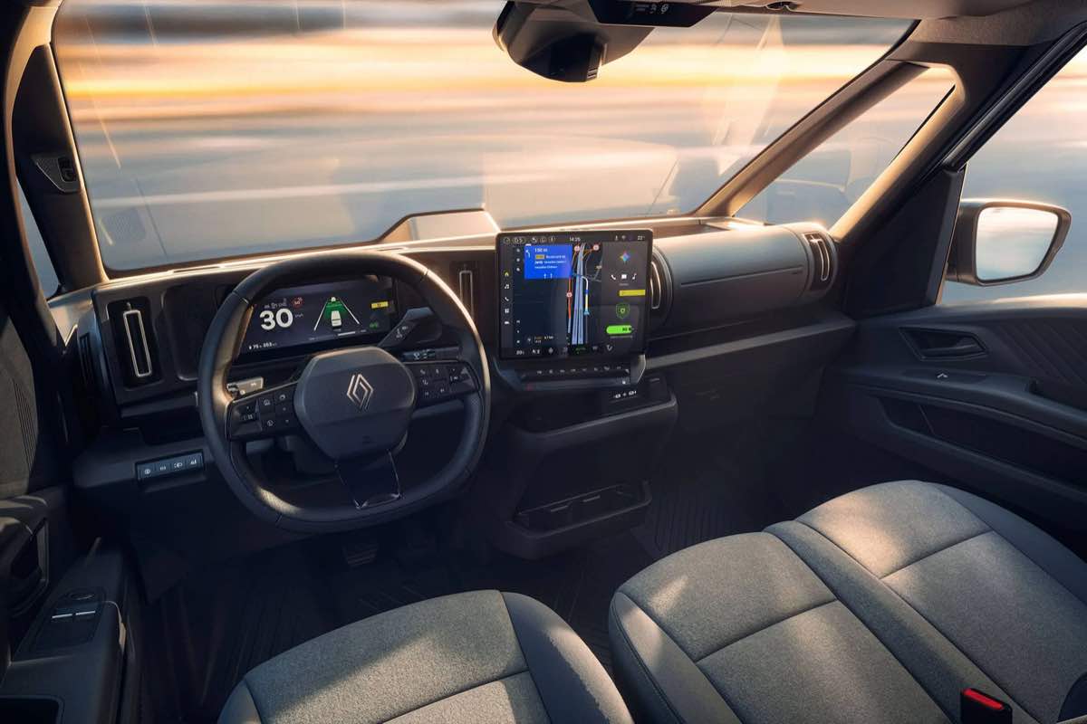 12-Zoll-Zentraldisplay im Renault Trafic Van E-Tech Electric